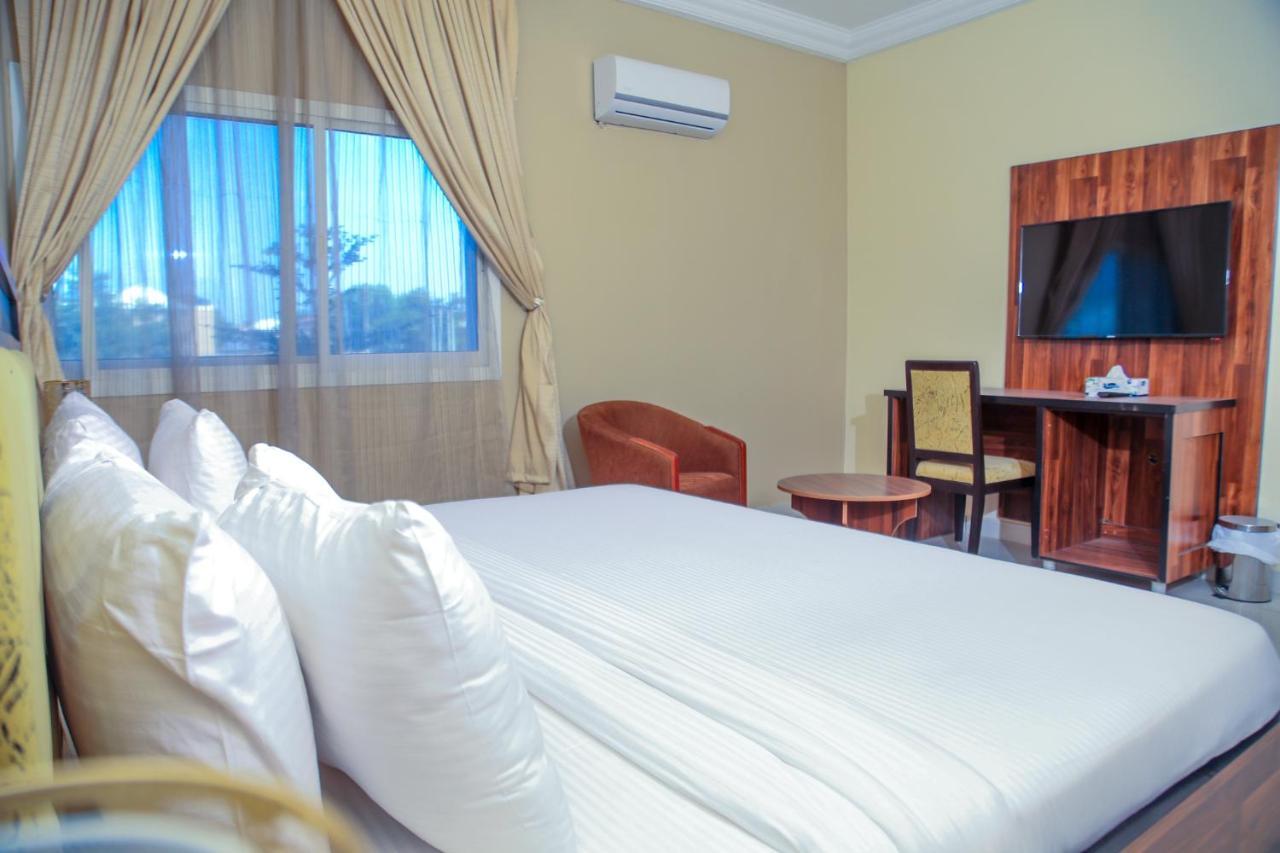 Guest Pride Hotel Kano Dış mekan fotoğraf