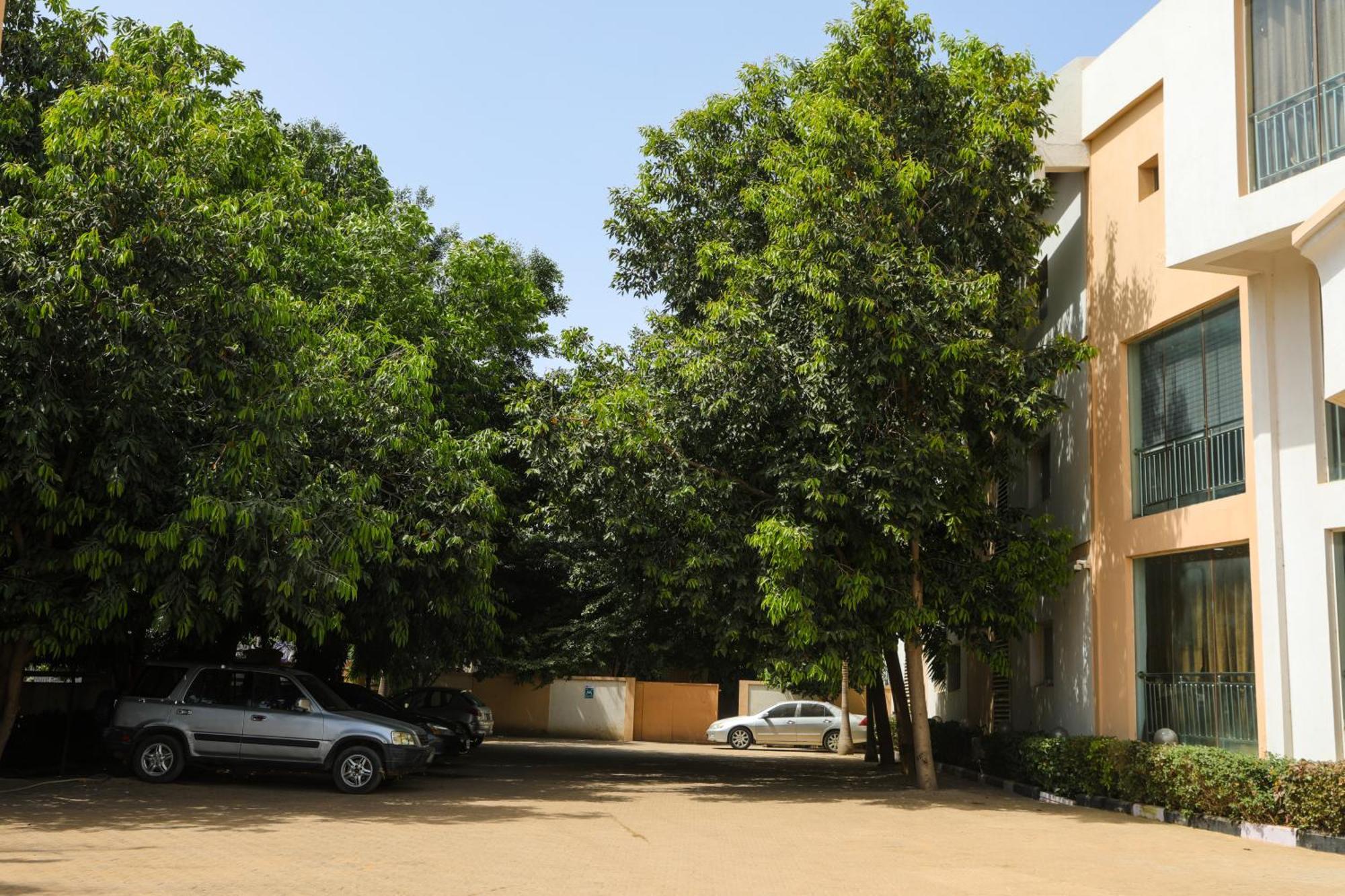 Guest Pride Hotel Kano Dış mekan fotoğraf